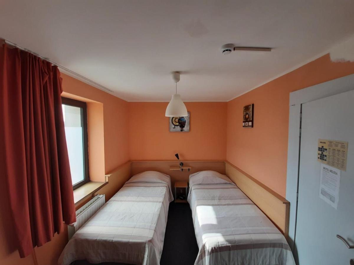 hotel Melissa Péruwelz Buitenkant foto
